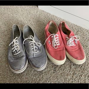 2 pairs of Vans